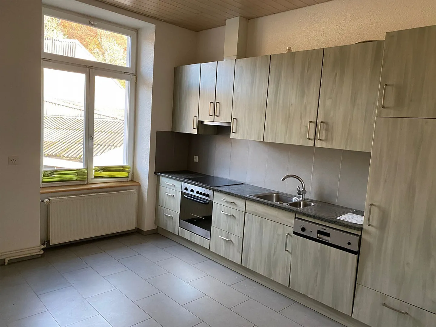 3 Room Apartment - Photo 2 of 6