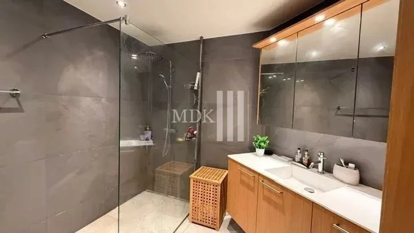 Belle appartement de 2,5 pièces à louer à Monthey - Photo 7 sur 8