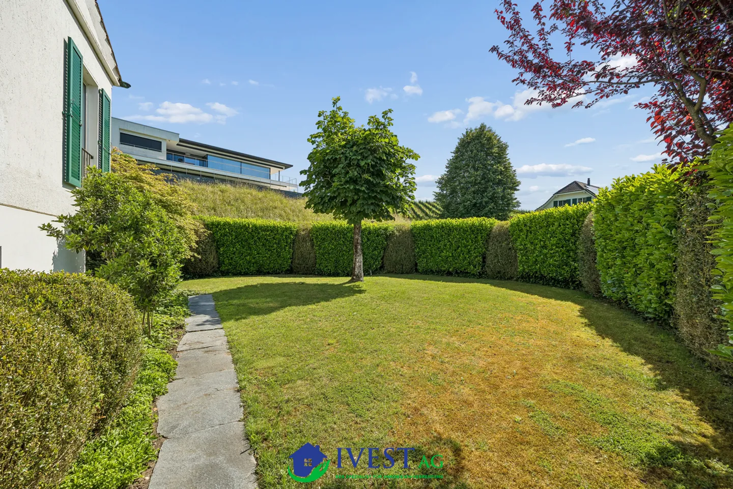 Exclusive Family Home with Lake View - Photo 15 of 39
