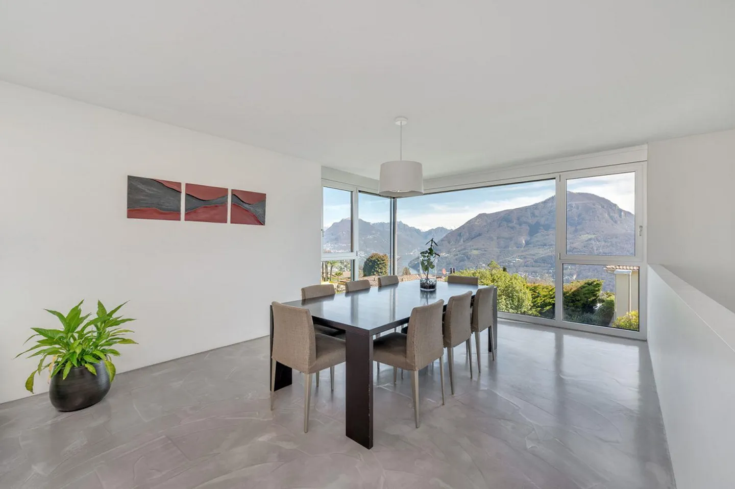 EXCLUSIVE DESIGNER VILLA WITH LAKE VIEW AND ABSOLUTE PRIVACY | ESCL... - Foto 7 von 15