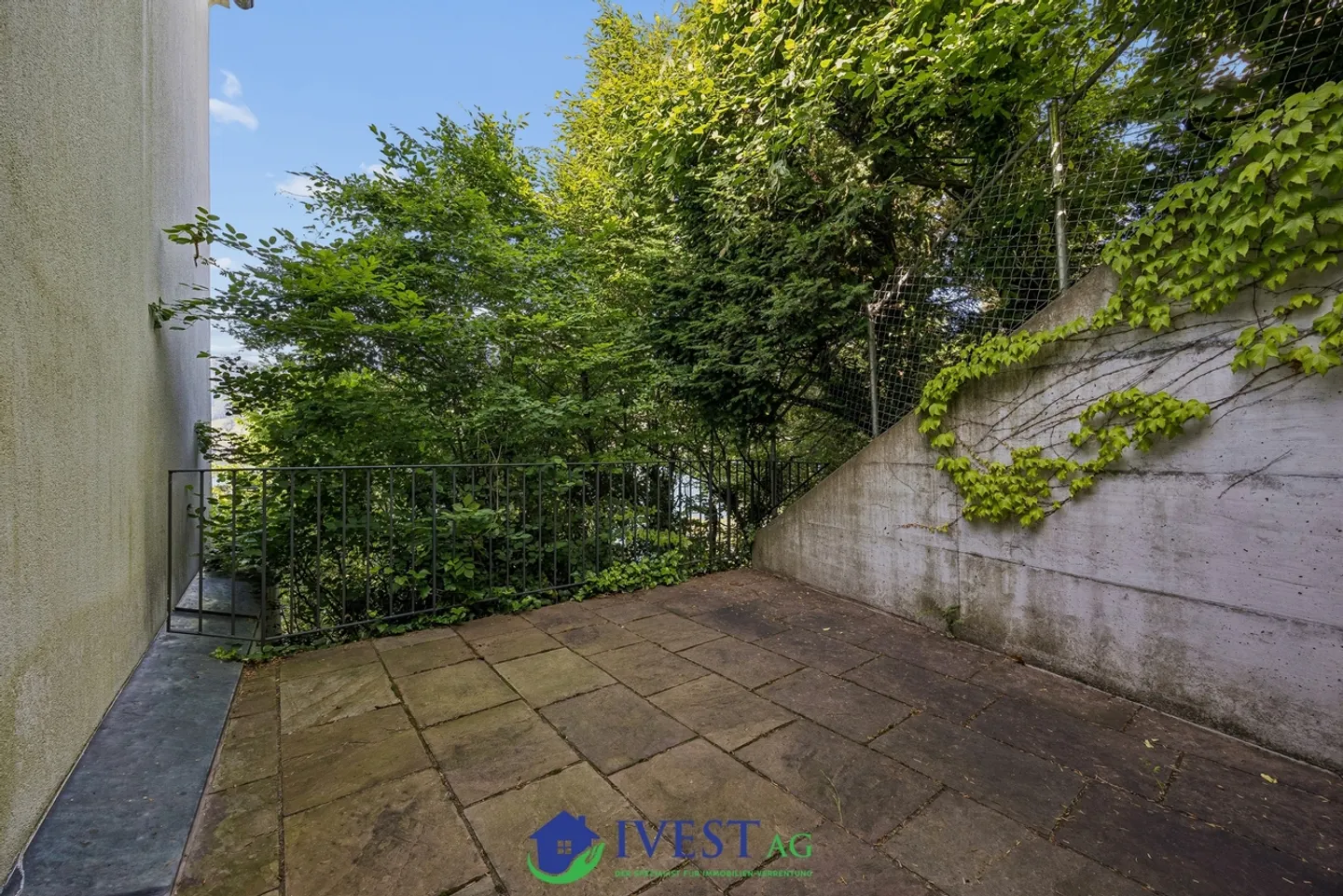 Exclusive Family Home with Lake View - Photo 26 of 39