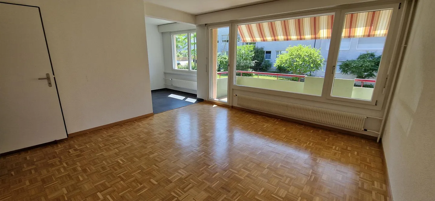 Charmante 3-Zimmer-Wohnung mit Balkon in Spiegel b. Bern - Photo 3 of 12