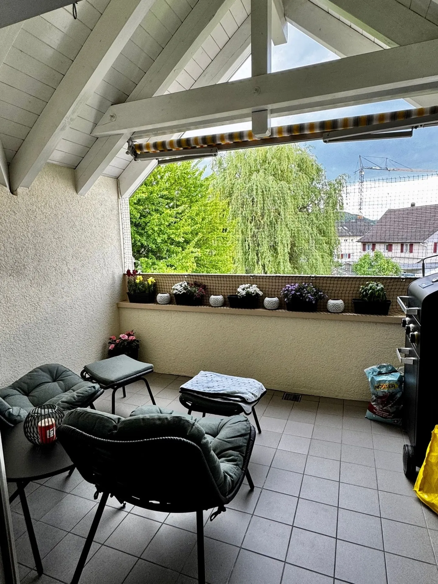 Appartement en attique de 4,5 pièces spacieux avec balcon ensoleillé, Wängi - Photo 9 sur 11