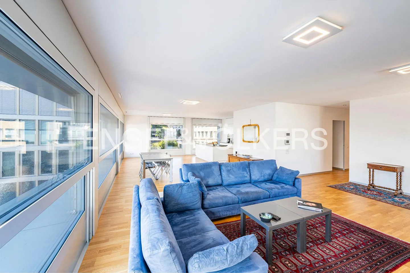 Appartamento moderno nel cuore di Paradiso - Foto 2 di 13