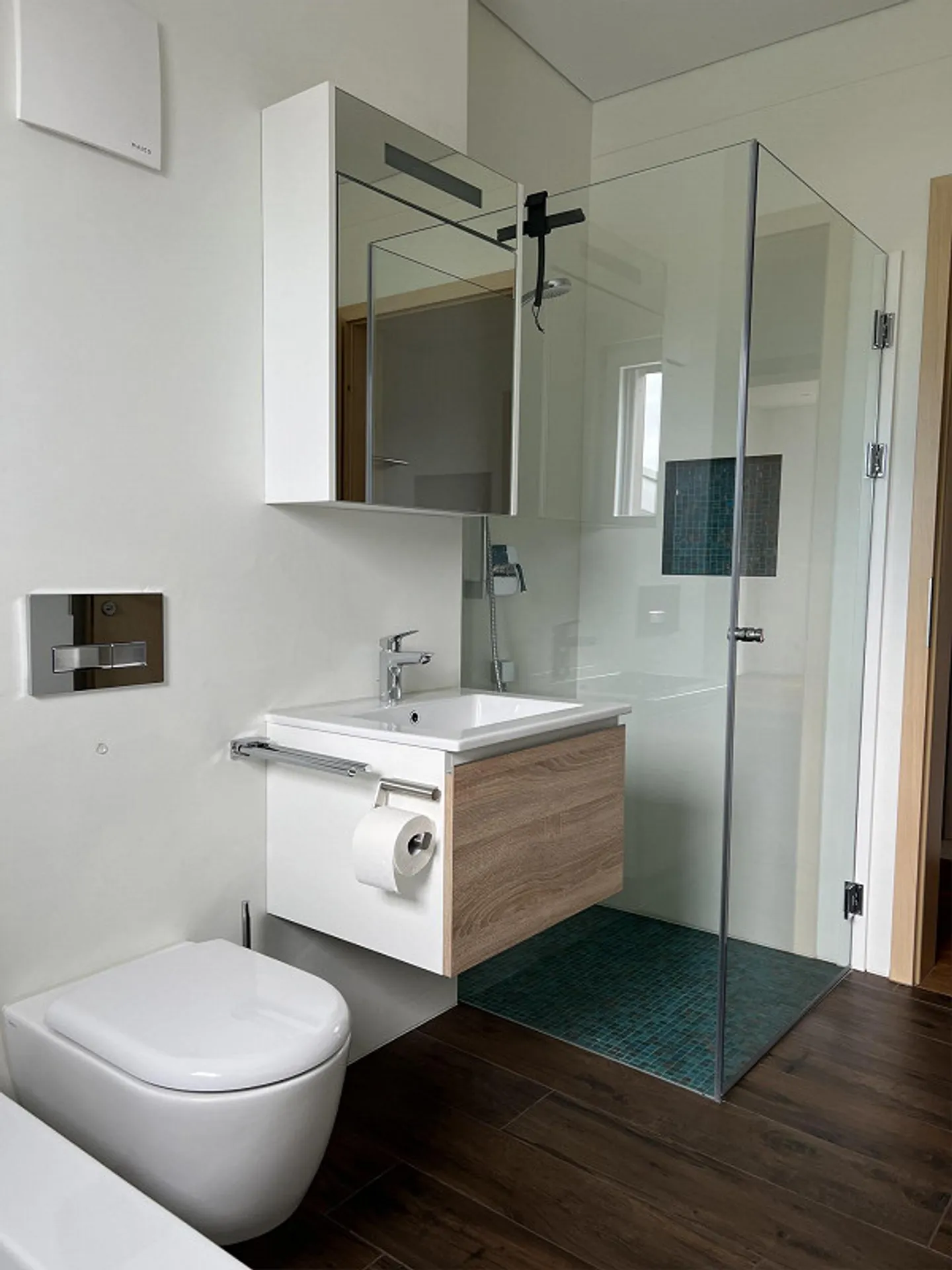 Attico di 4,5 locali da sogno con elevato standard di finitura - Foto 3 di 13