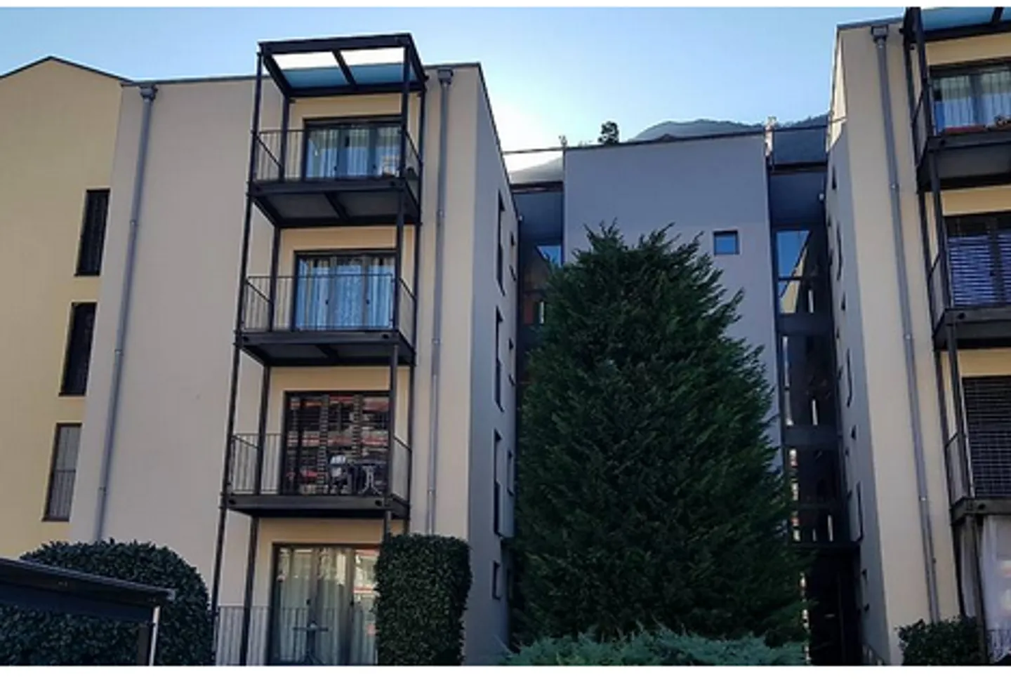 CADENAZZO - 2.5-ZIMMER-WOHNUNG ZU VERMIETEN - Foto 1 von 2