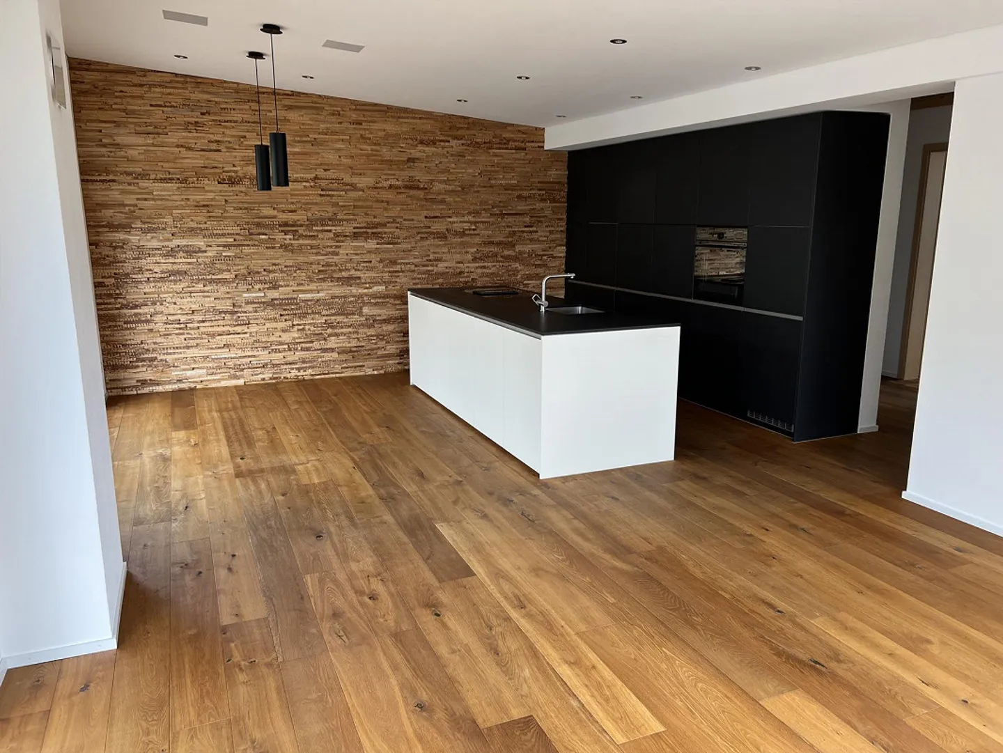 Attico di 4,5 locali da sogno con elevato standard di finitura - Foto 1 di 13