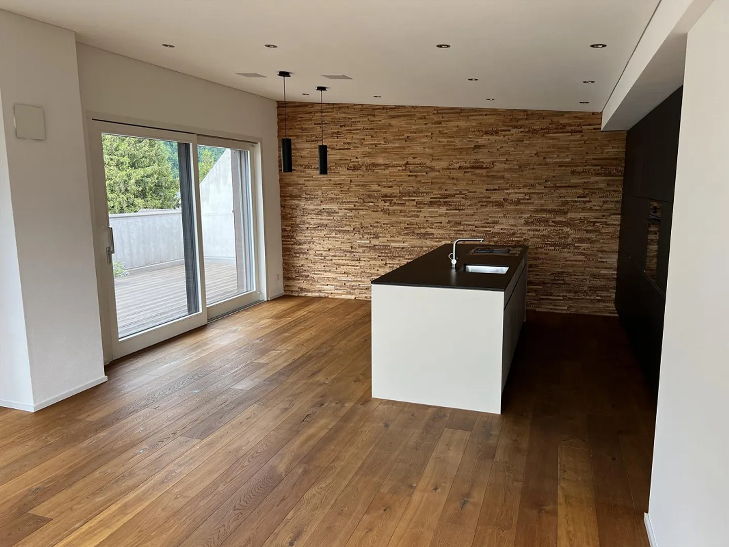 Attico di 4,5 locali da sogno con elevato standard di finitura - Foto 5 di 13