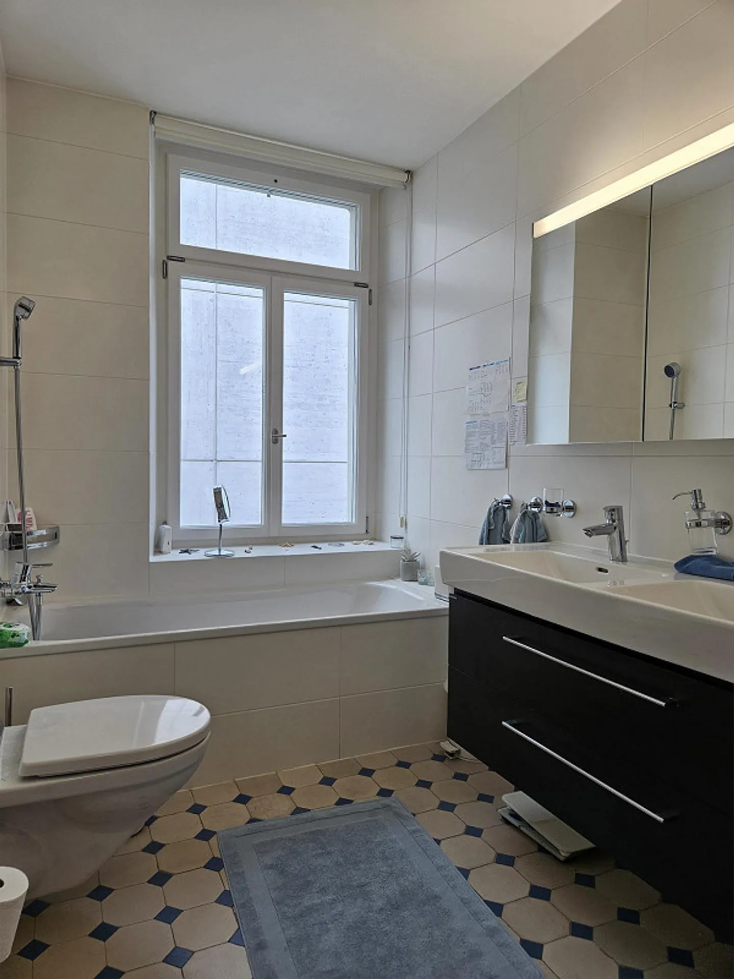 Attraktive Altbauwohnung - Kombination aus historischem Charme und mod - Photo 3 of 10