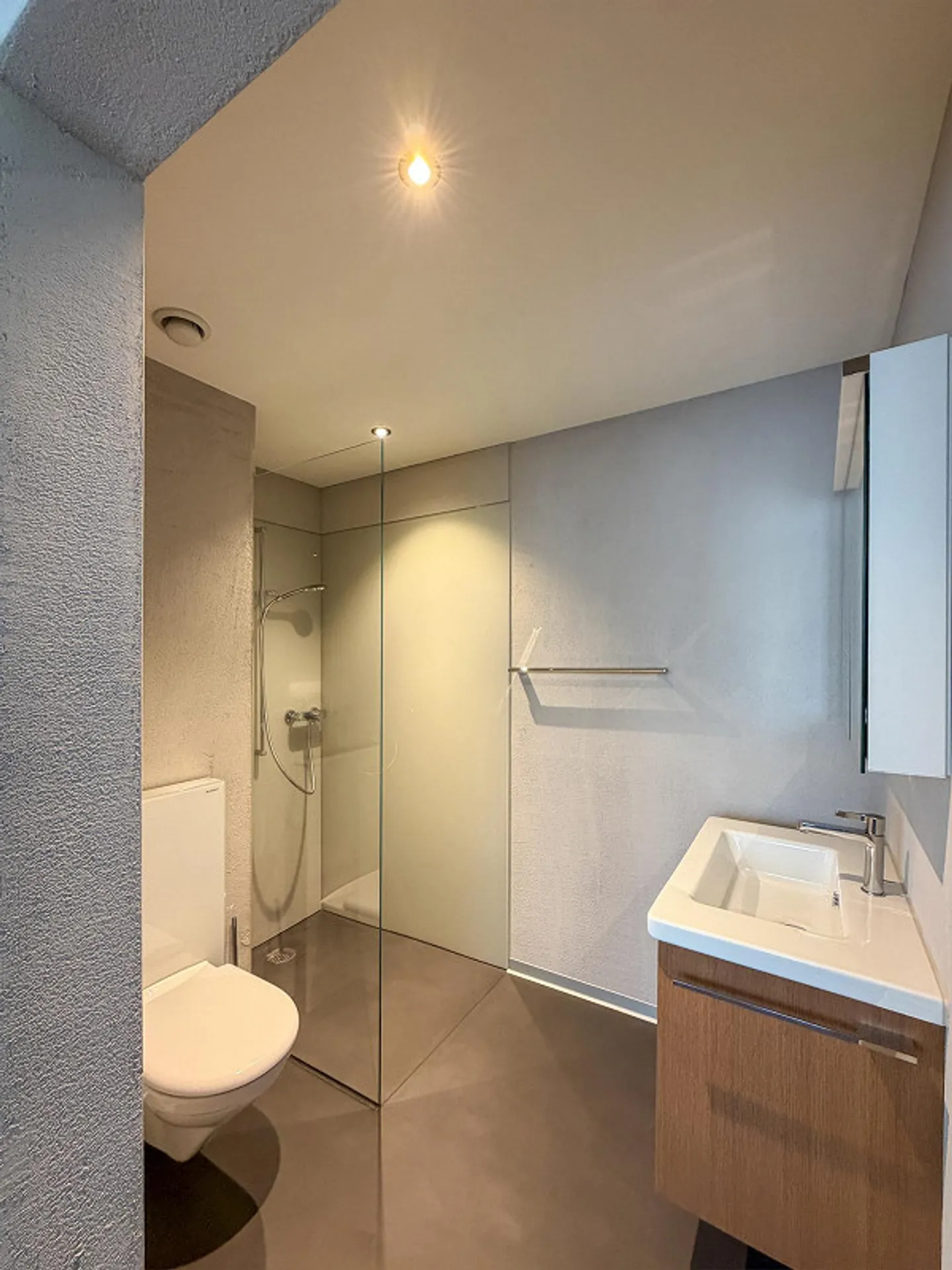 Moderne 2.5 Zimmerwohnung - Foto 6 von 8