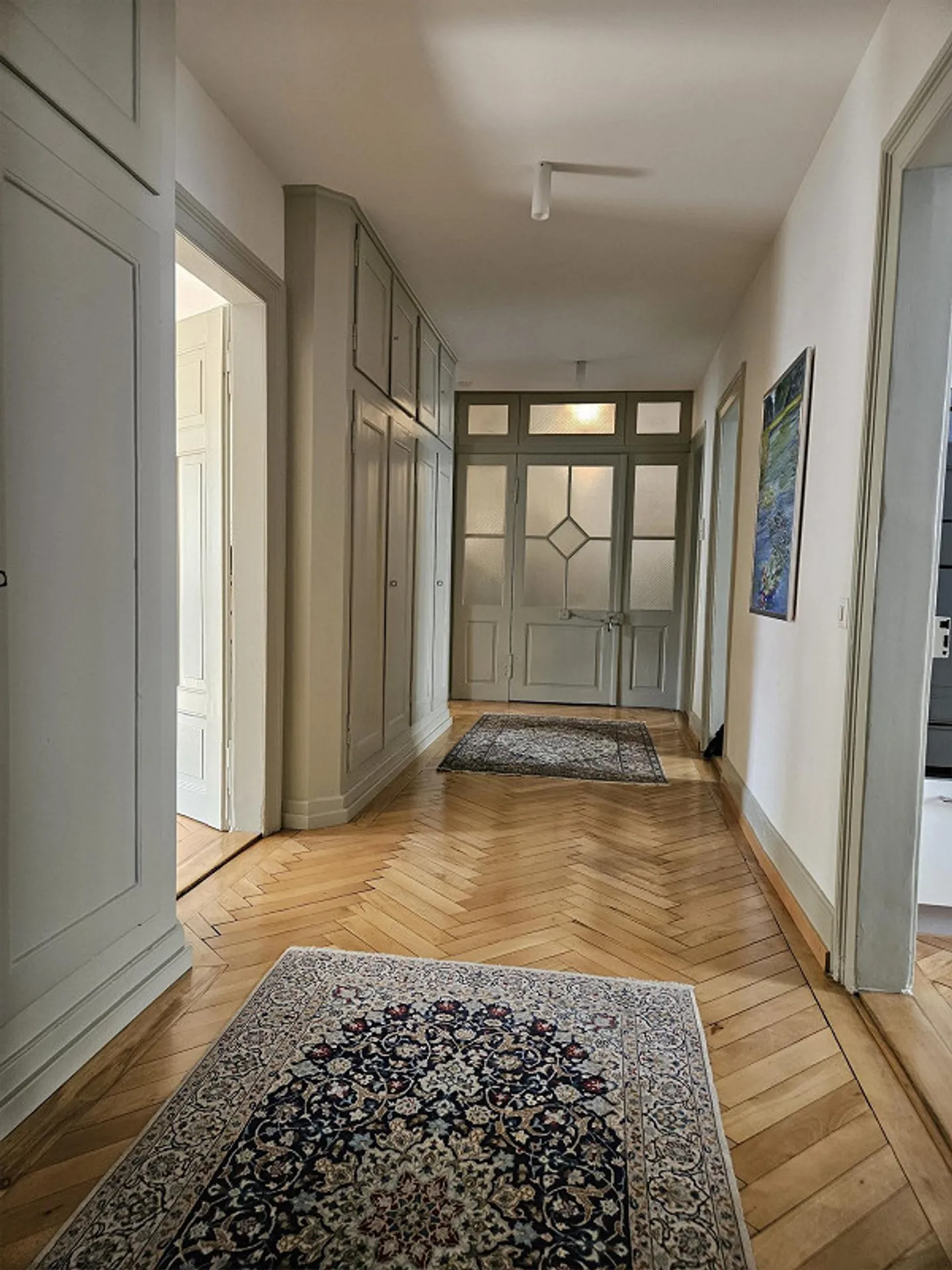 Attraktive Altbauwohnung - Kombination aus historischem Charme und mod - Photo 5 of 10