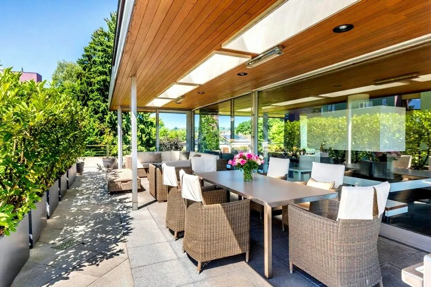 Ampio e luminoso appartamento attico con 7 stanze ! - Foto 7 di 15