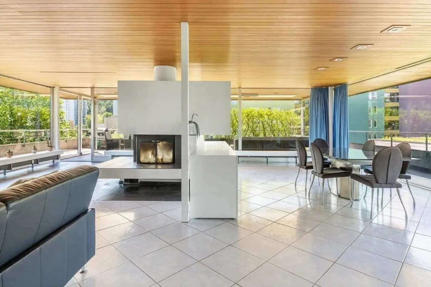 Ampio e luminoso appartamento attico con 7 stanze ! - Foto 8 di 15