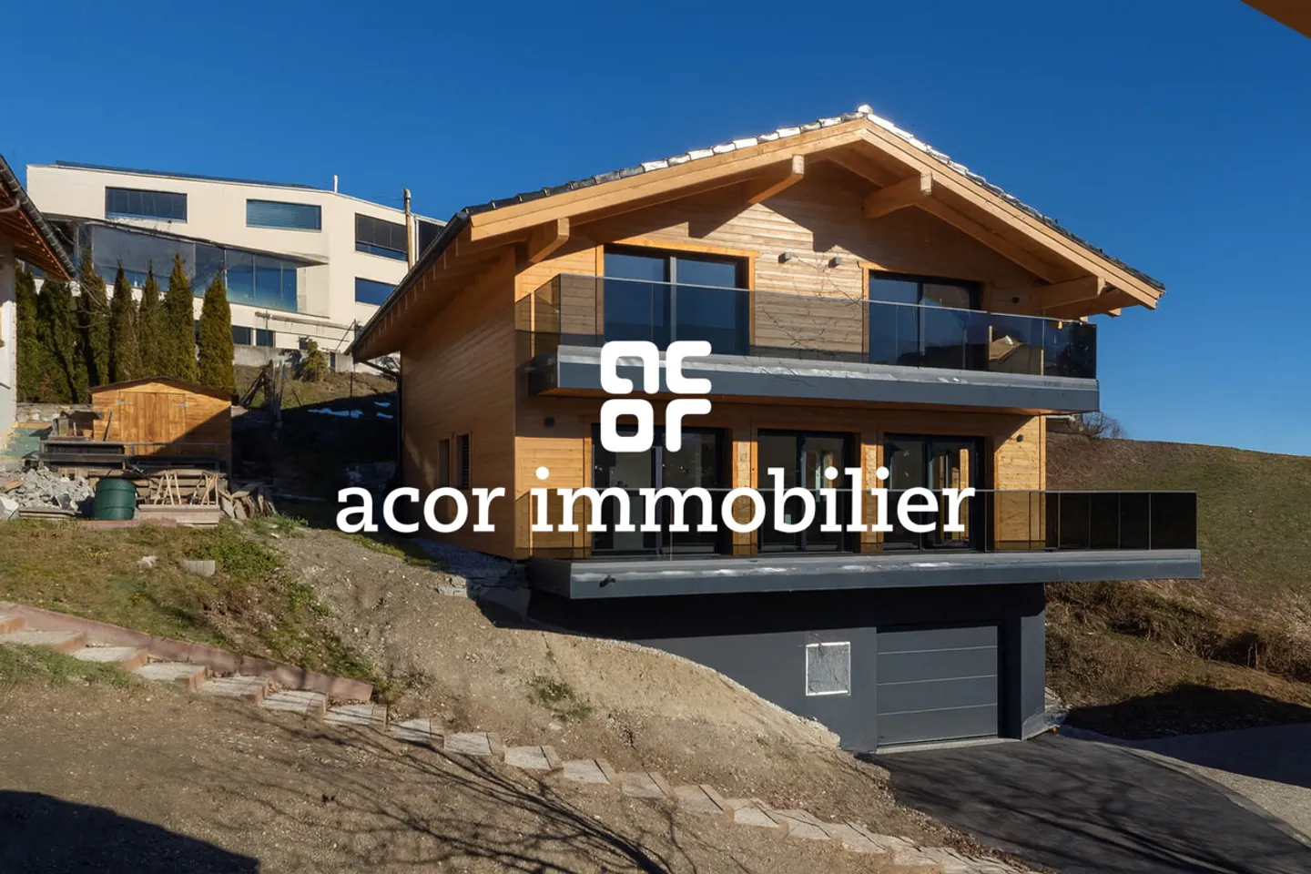 Aussergewöhnliches Chalet in Lens - Foto 1 von 7