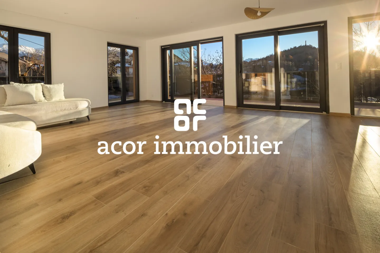 Aussergewöhnliches Chalet in Lens - Foto 3 von 7