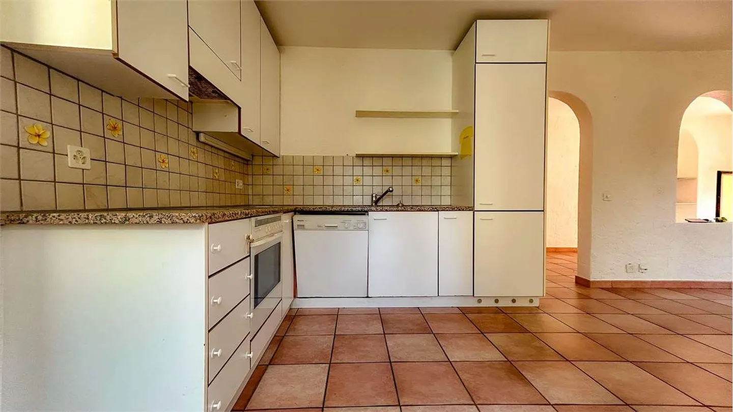 Casa affascinante nel cuore di Neggio - Foto 7 di 13