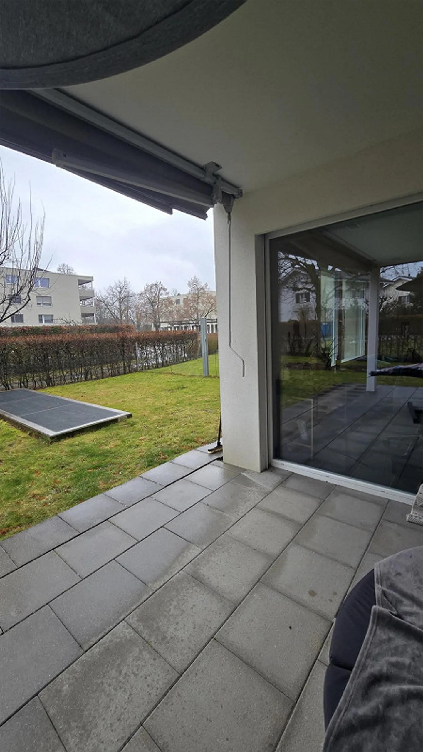 Appartement moderne de 3,5 pièces au rez-de-chaussée - Photo 16 sur 19