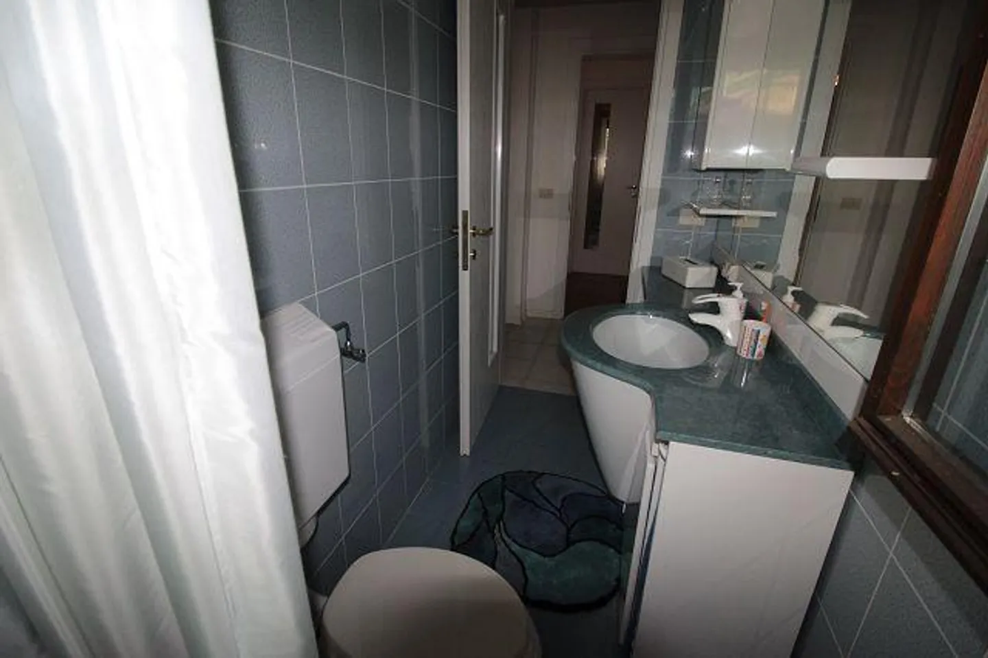 2-Familienhaus im Dorfkern an sehr ruhiger, sonniger Aussichtslage ... - Foto 31 von 46