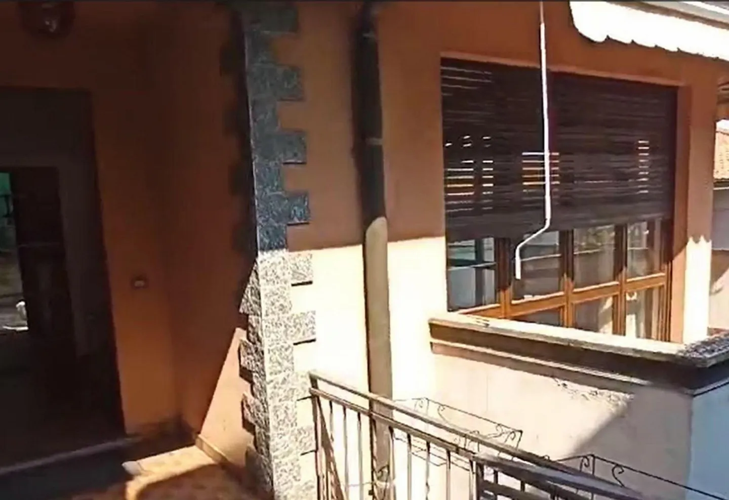 2-Familienhaus im Dorfkern an sehr ruhiger, sonniger Aussichtslage ... - Foto 32 von 46