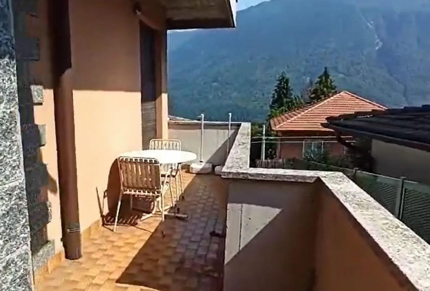 2-Familienhaus im Dorfkern an sehr ruhiger, sonniger Aussichtslage ... - Foto 33 von 46