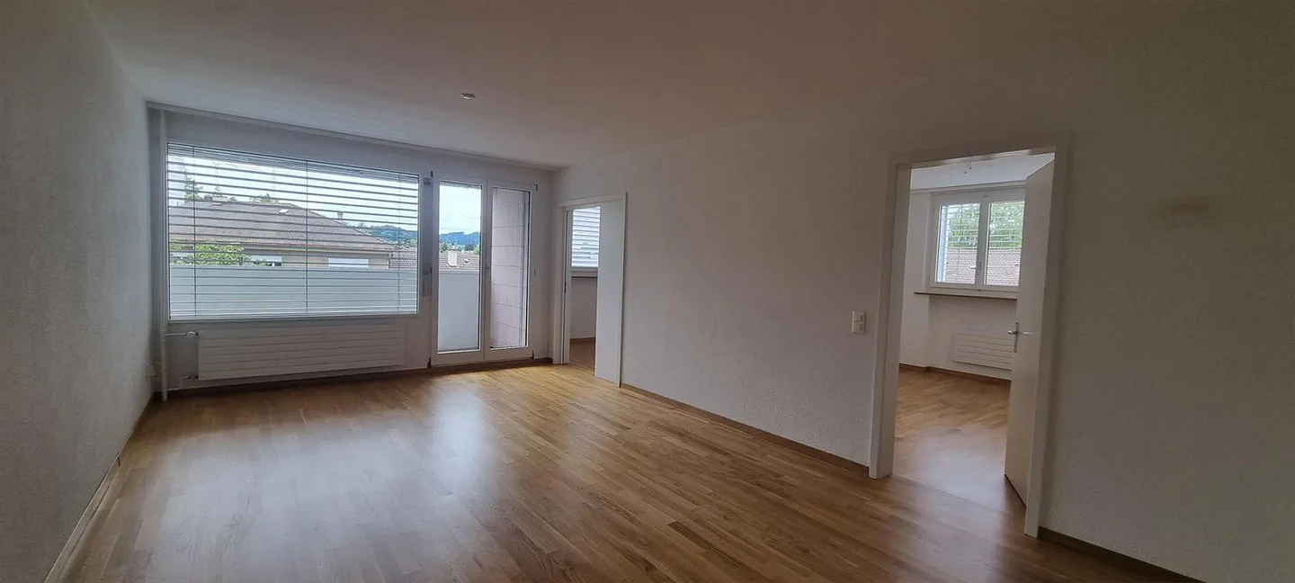 Helle 3-Zimmerwohnung mit Balkon - Foto 3 von 10