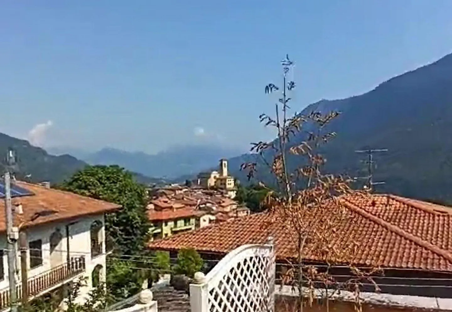 2-Familienhaus im Dorfkern an sehr ruhiger, sonniger Aussichtslage ... - Foto 43 von 46