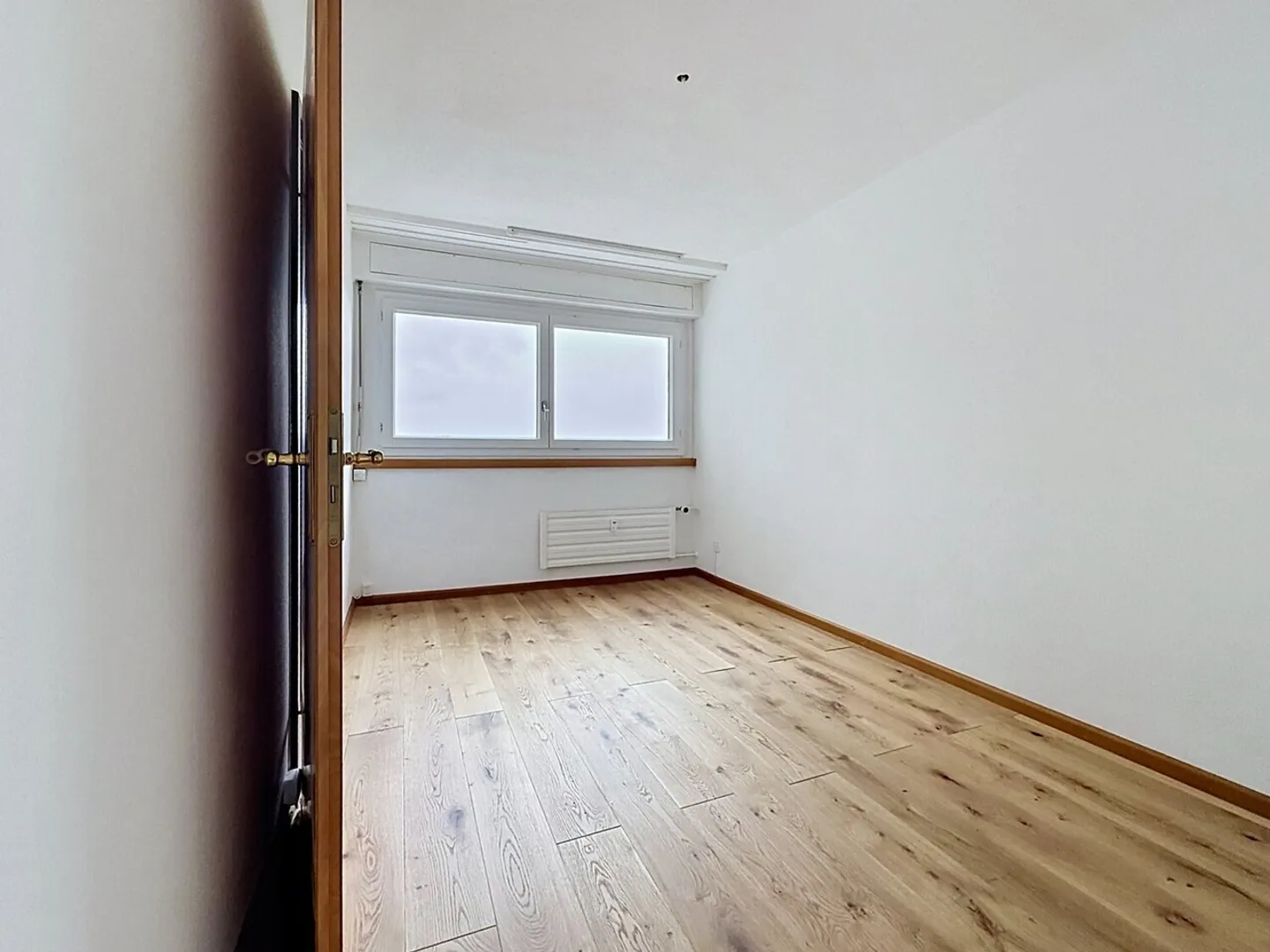 Appartement spacieux avec vue - Photo 5 sur 10