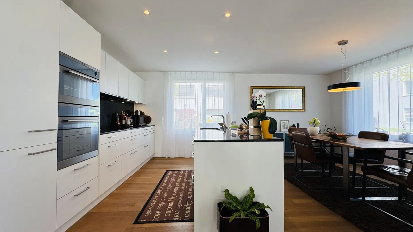 Modernes Erdgeschoss-Apartment - Foto 3 von 17