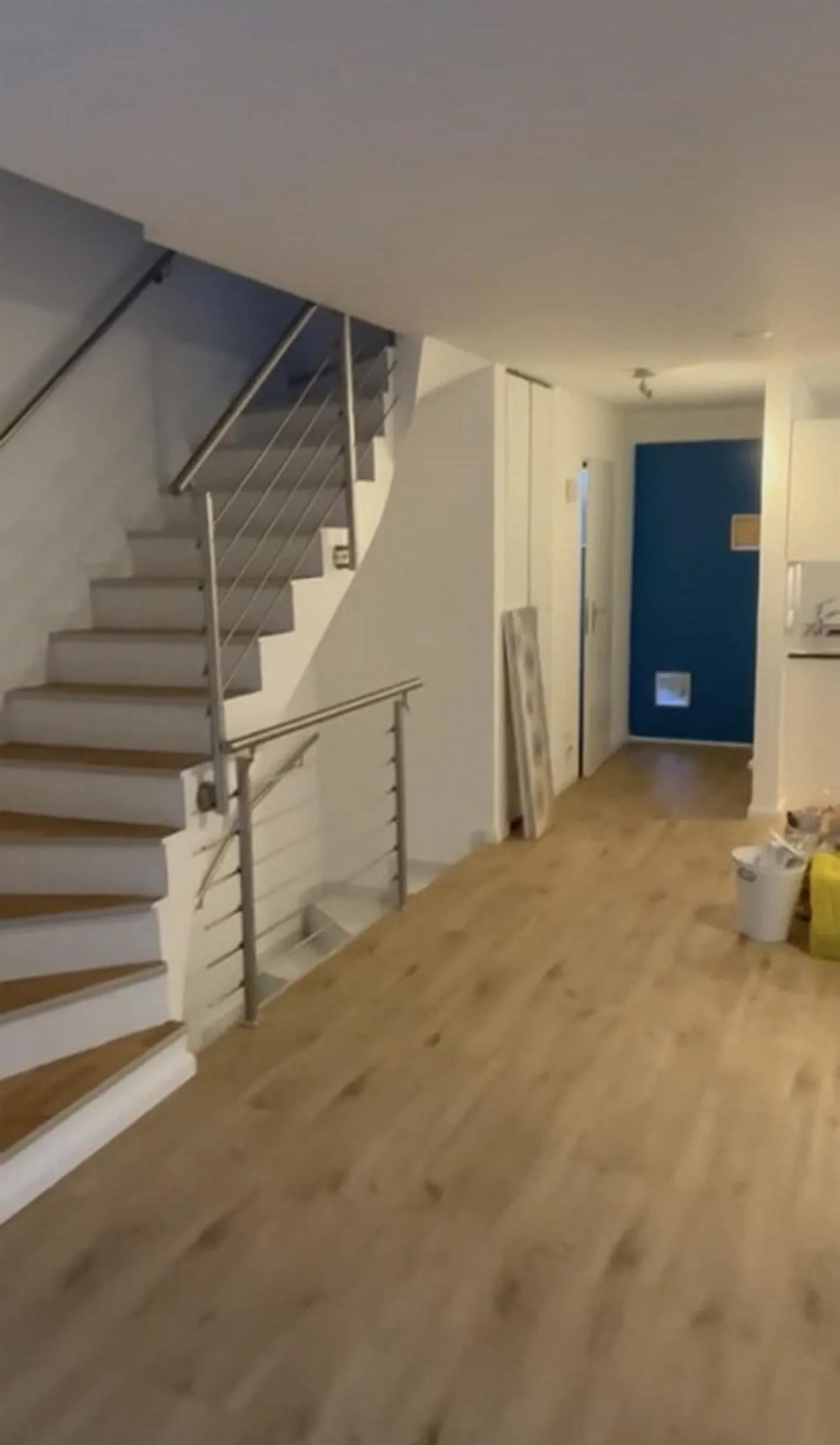 Maison de rangée 5,5 pièces 150 m2 - Photo 5 sur 13