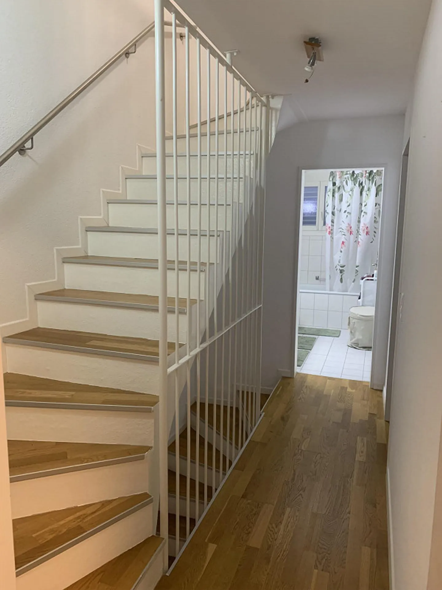 Maison de rangée 5,5 pièces 150 m2 - Photo 7 sur 13