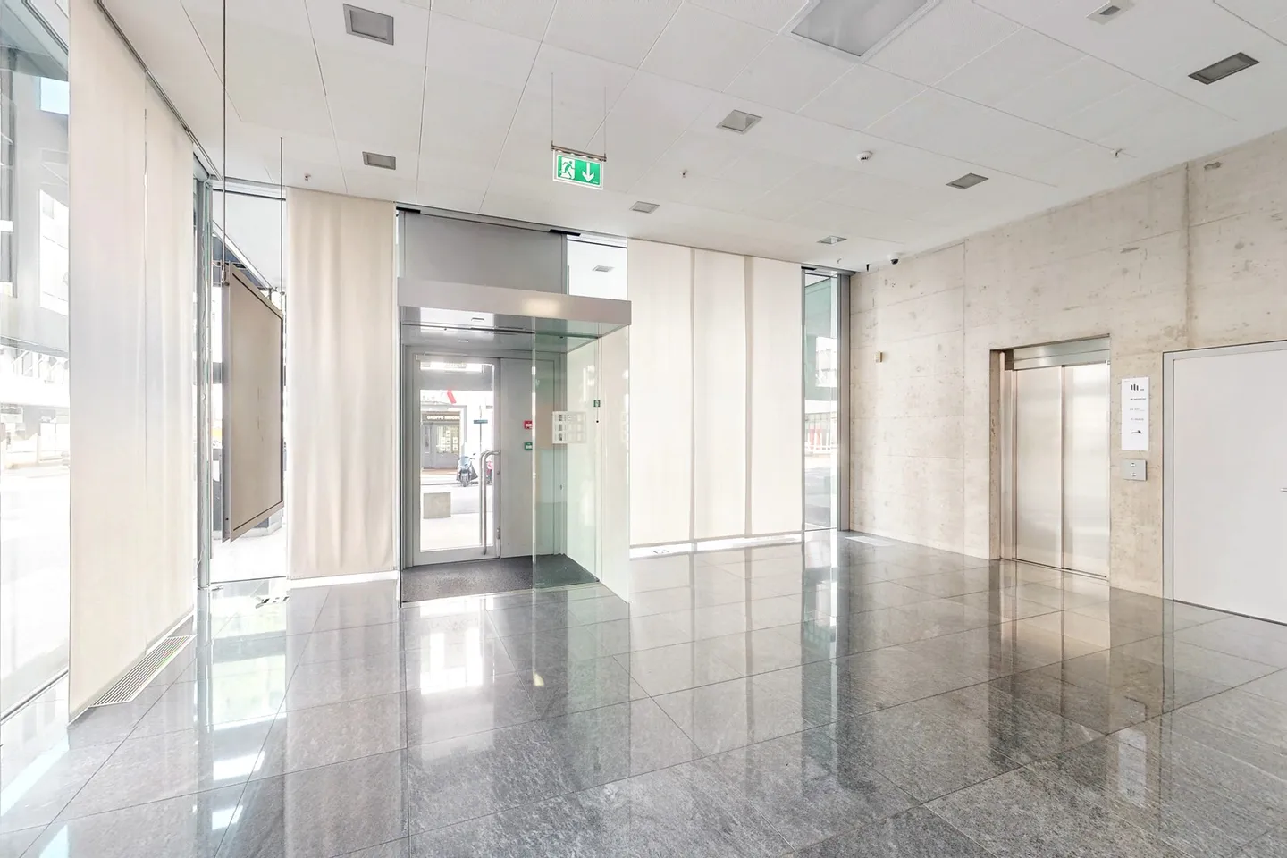 Spazio Commerciale a Locarno - Foto 2 di 8