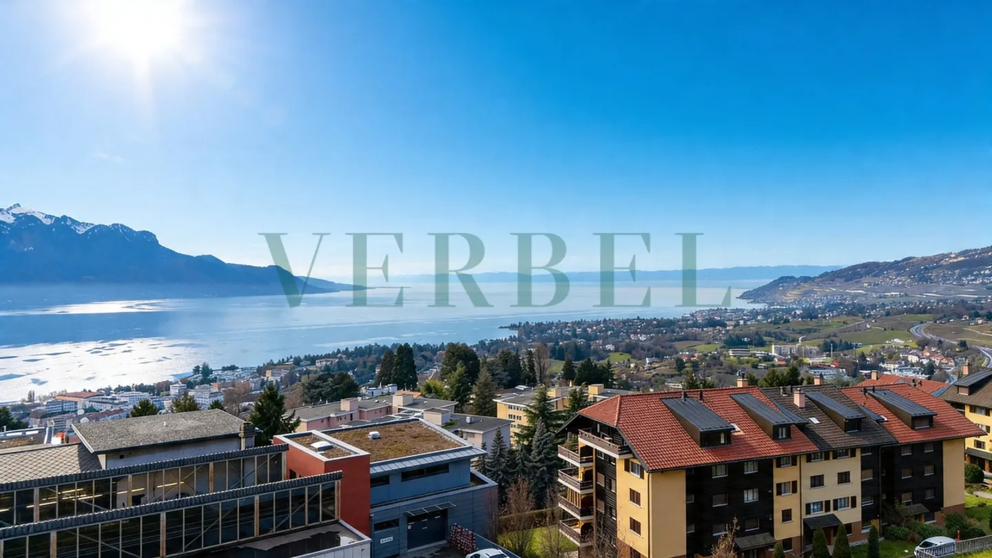 Bright Apartment with Lake View - Photo 9 of 10