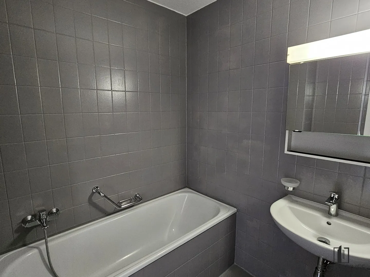 Belle appartement de 3 pièces au 4ème étage - Photo 4 sur 8