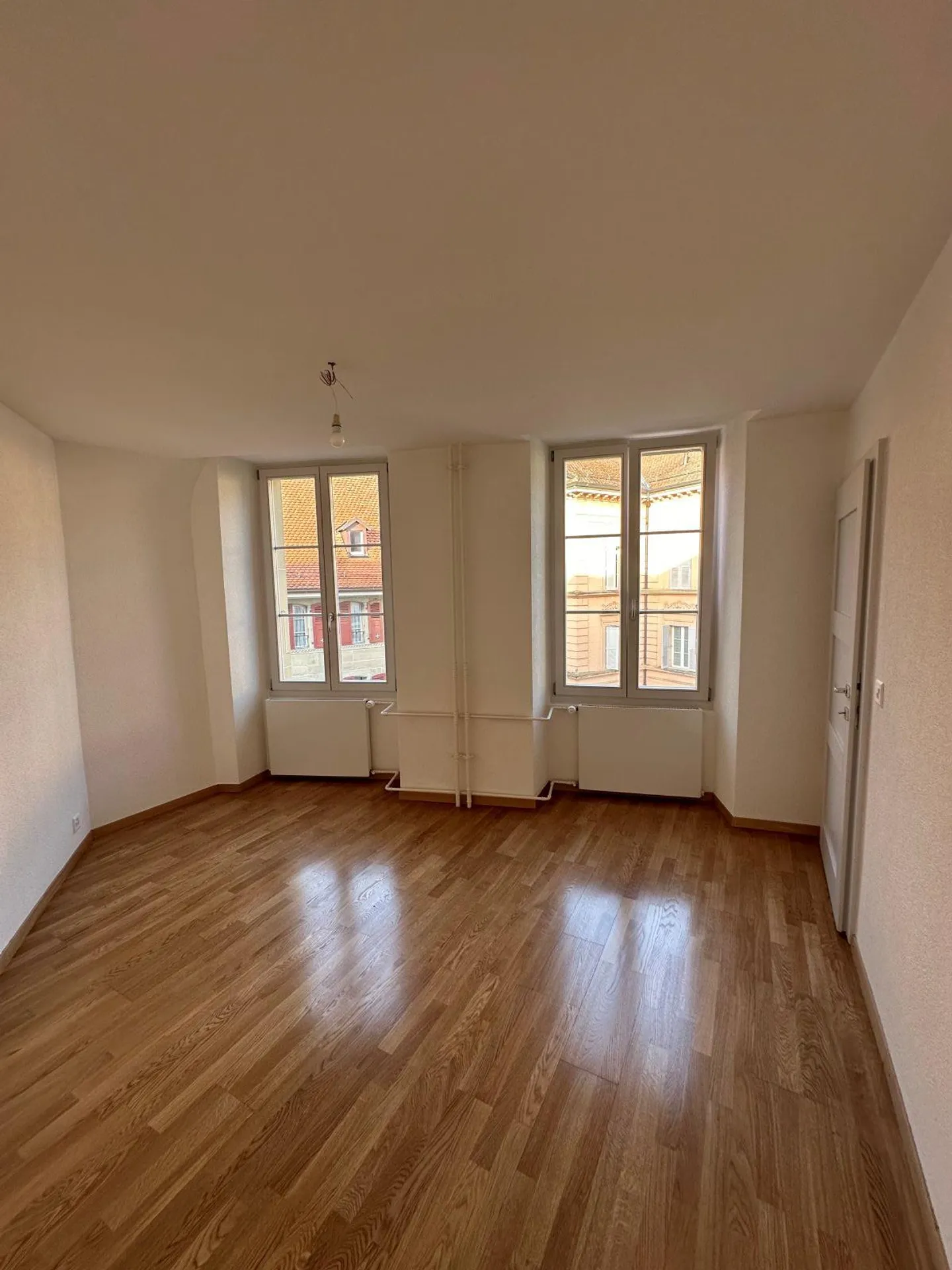 Charming 2.5 Room Apartment - Photo 6 of 8