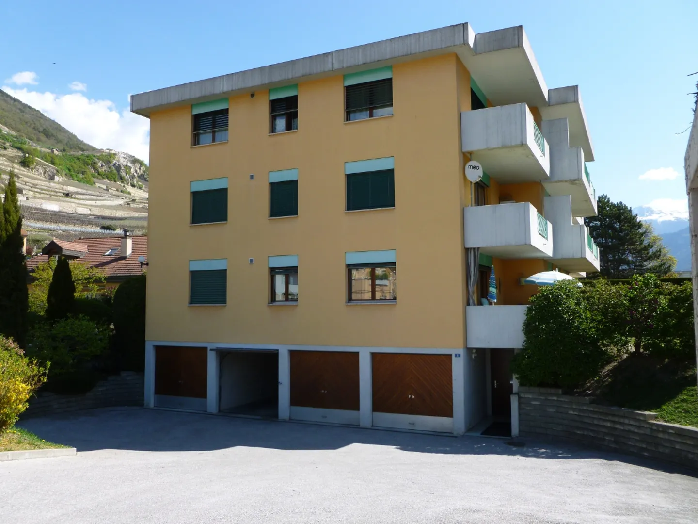 Appartamento 3.5 locali a St-Léonard – vicino al centro con garage - Foto 1 di 13