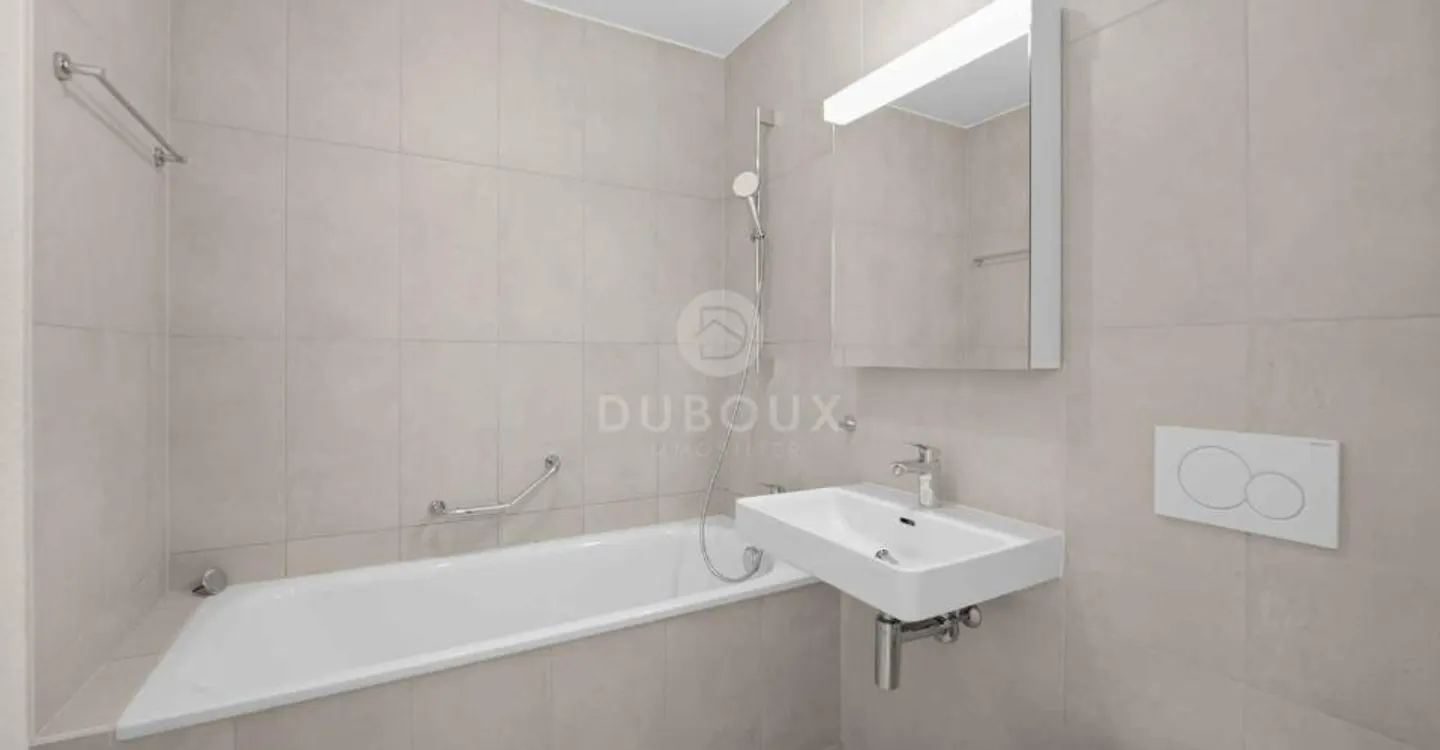 Duplex 3.5 rooms - Loggia - Photo 7 of 7
