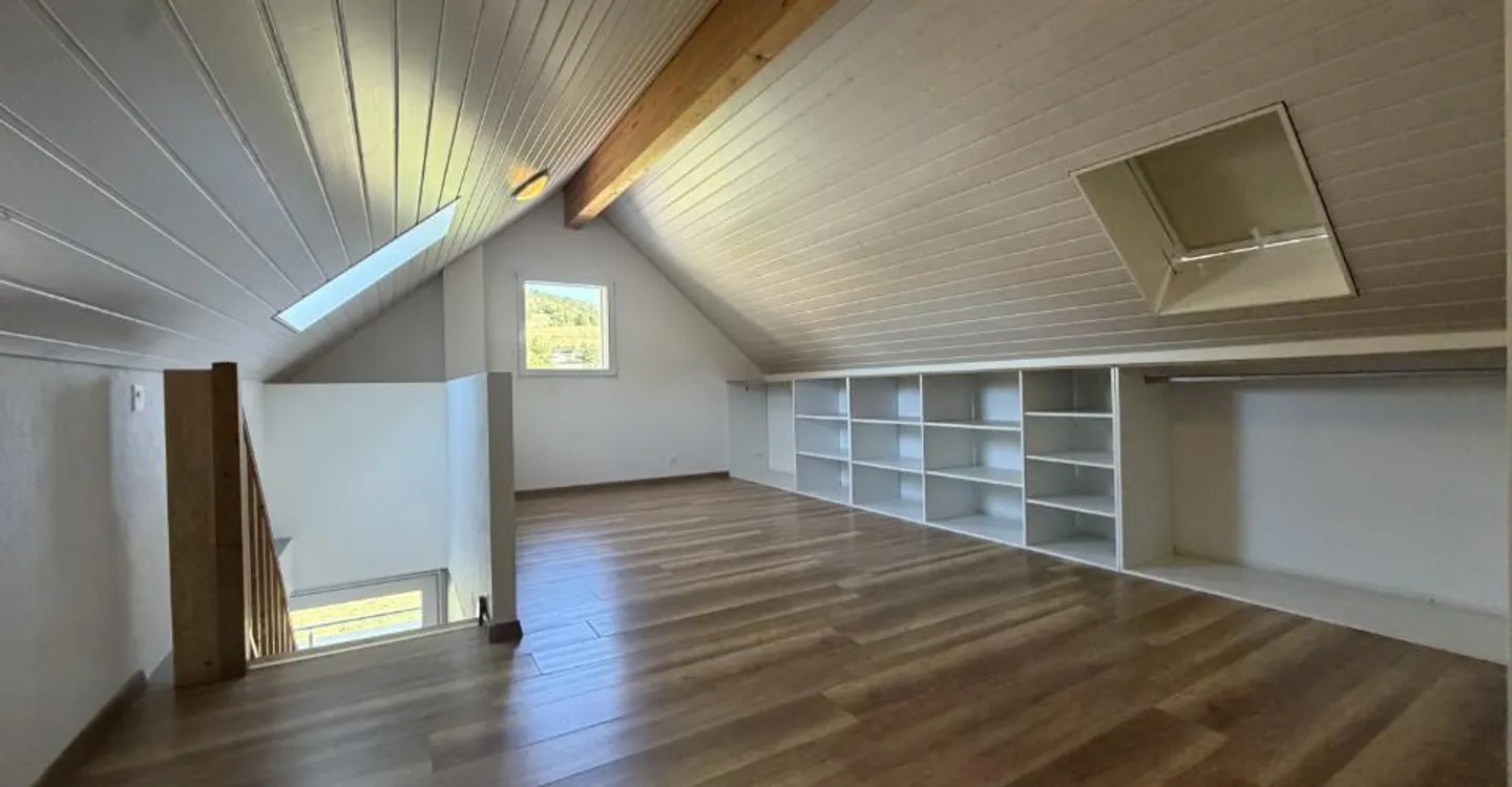 3,5-Zimmer-Wohnung + Mezzanin - Foto 4 von 5