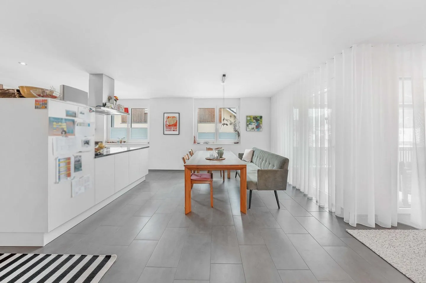 Attraktive 5.5-Zimmer Wohnung in ruhiger Wohnlage - Foto 3 von 8