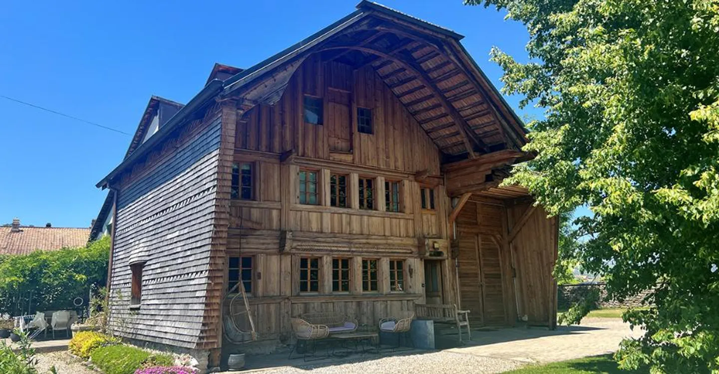 Prächtiger Freiburger Bauernhof - Foto 2 von 16