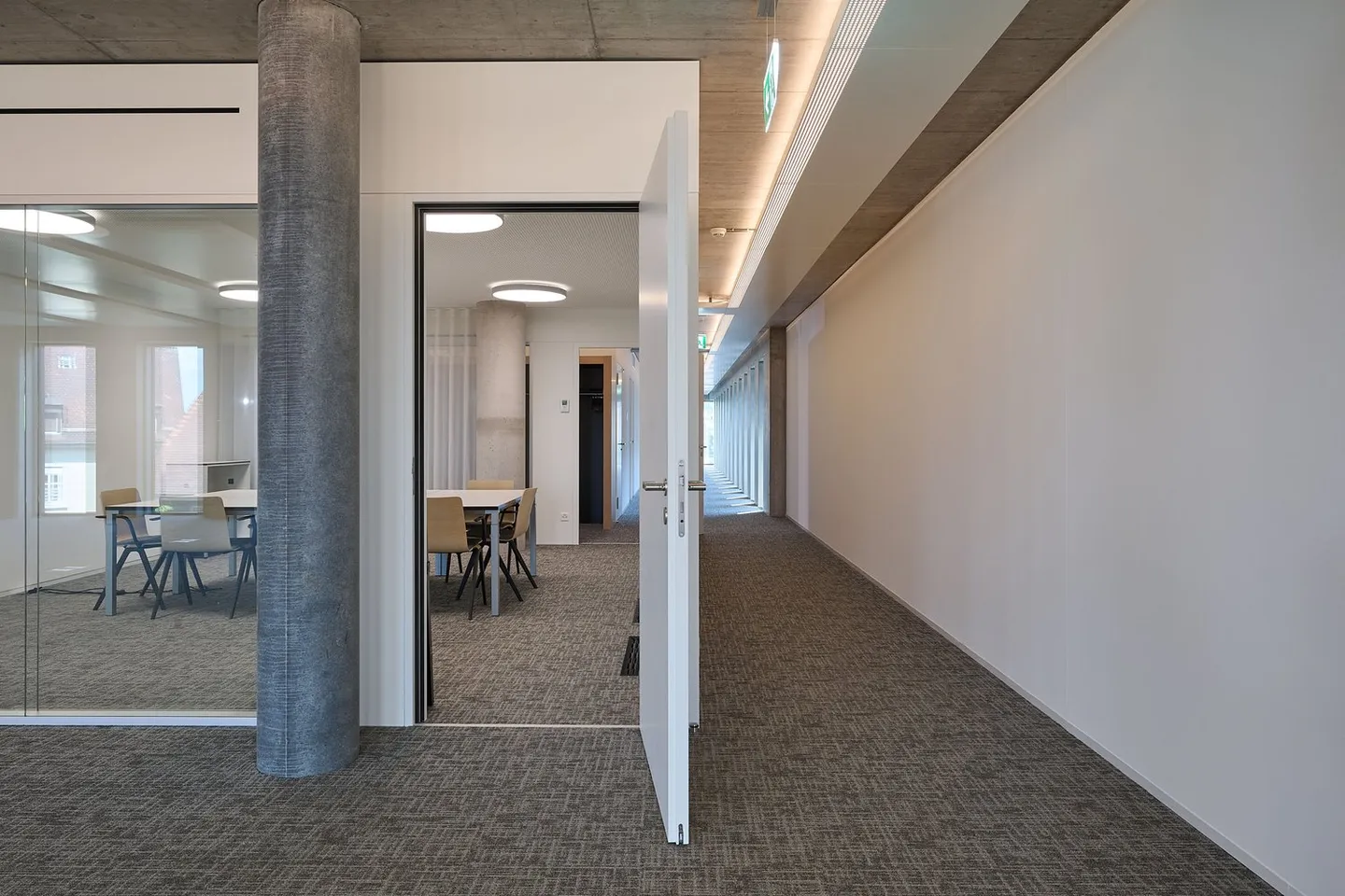 Exklusive Büroflächen im Grosspeter Tower - Foto 7 von 12