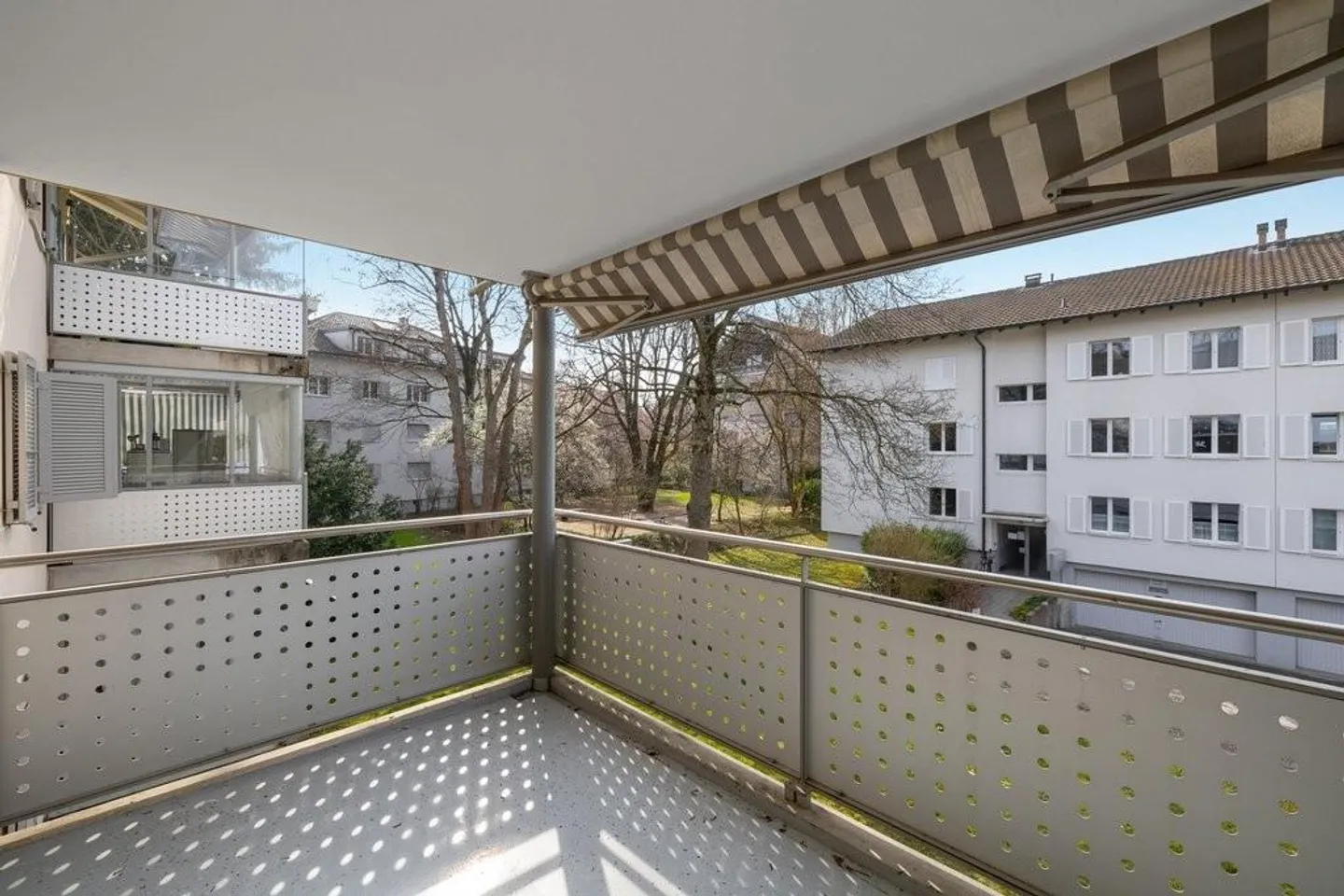 Apartment for rent - Photo 10 of 11