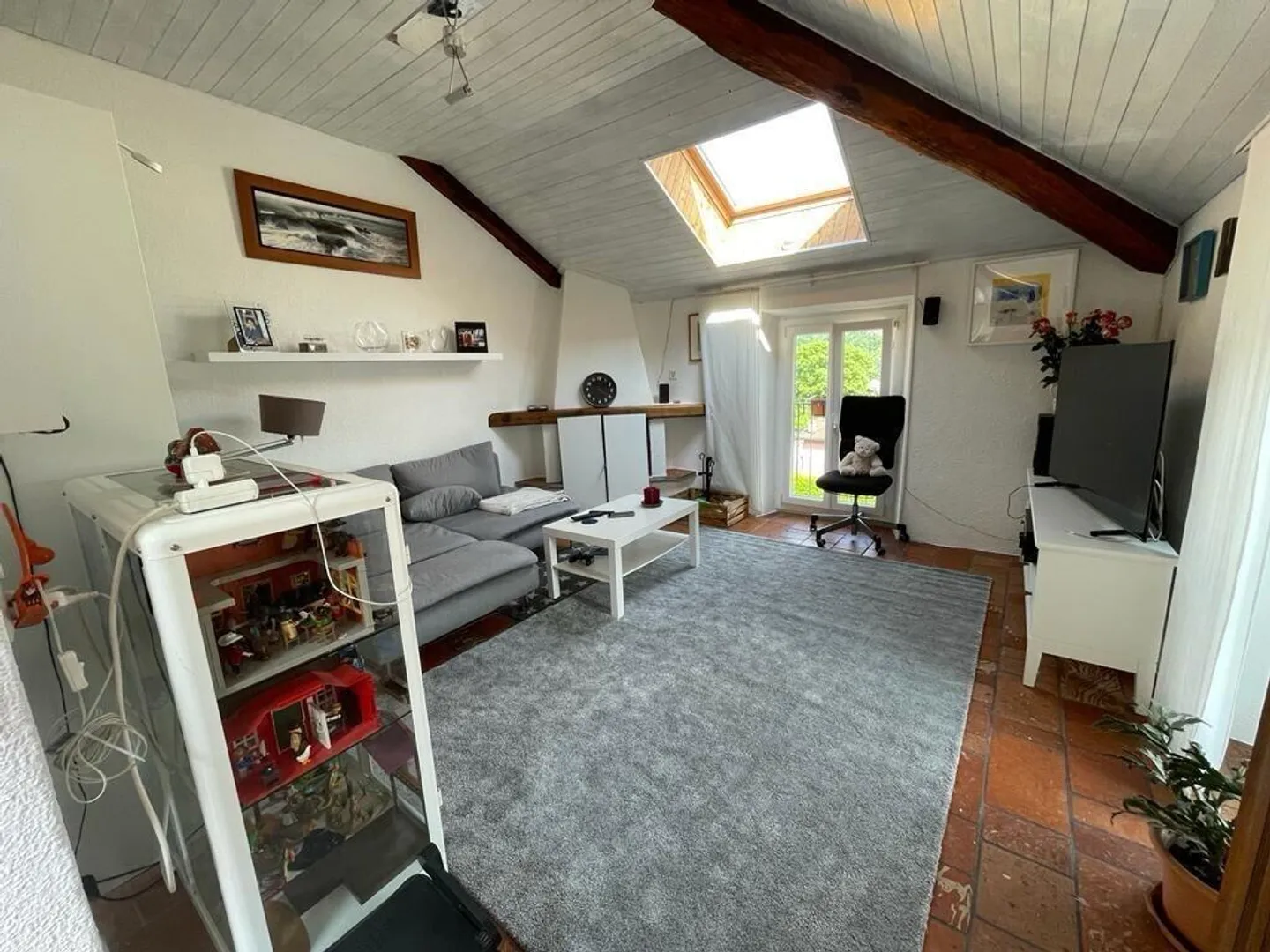 Appartement caractéristique de 4,5 pièces au dernier étage à Bedano - Photo 2 sur 9