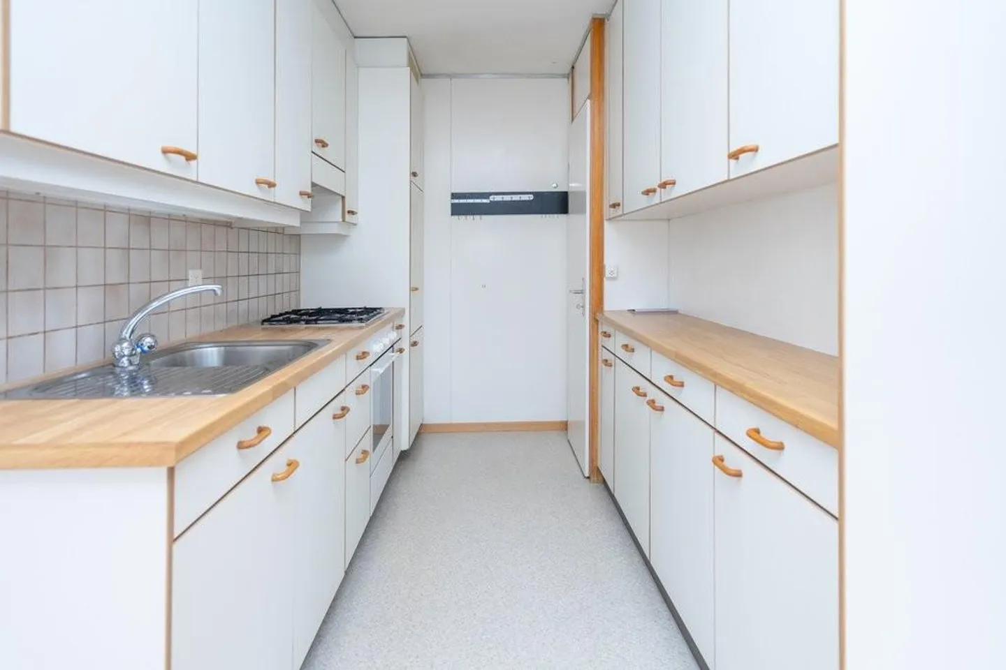 Spazioso appartamento di 3.5 locali vicino a Westside - Foto 1 di 7