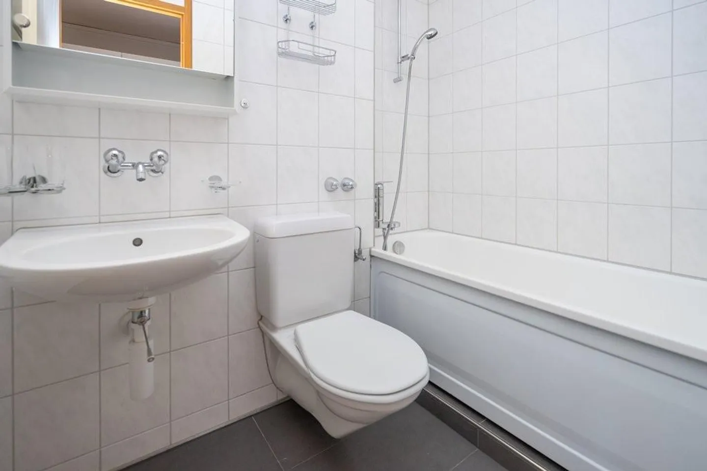 Spazioso appartamento di 3.5 locali vicino a Westside - Foto 5 di 7