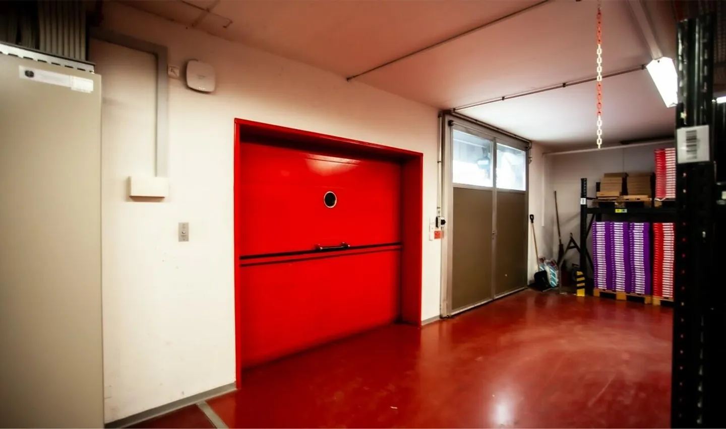 Spazi di magazzino, produzione e amministrazione nella zona economica di Berna - Foto 8 di 12