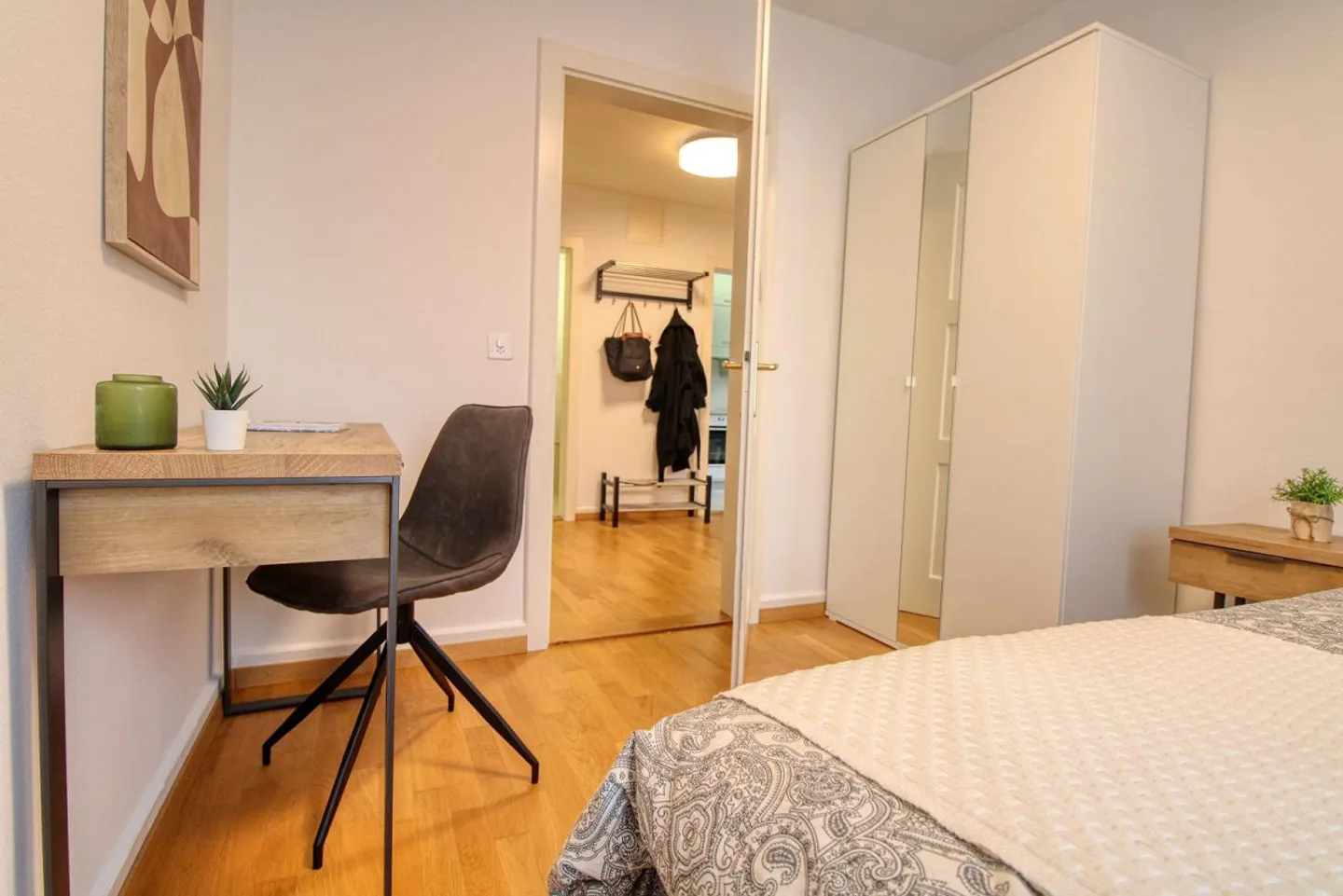 Your Stylish Coliving in Zürich's Vibrant Höngg District - Foto 4 von 13