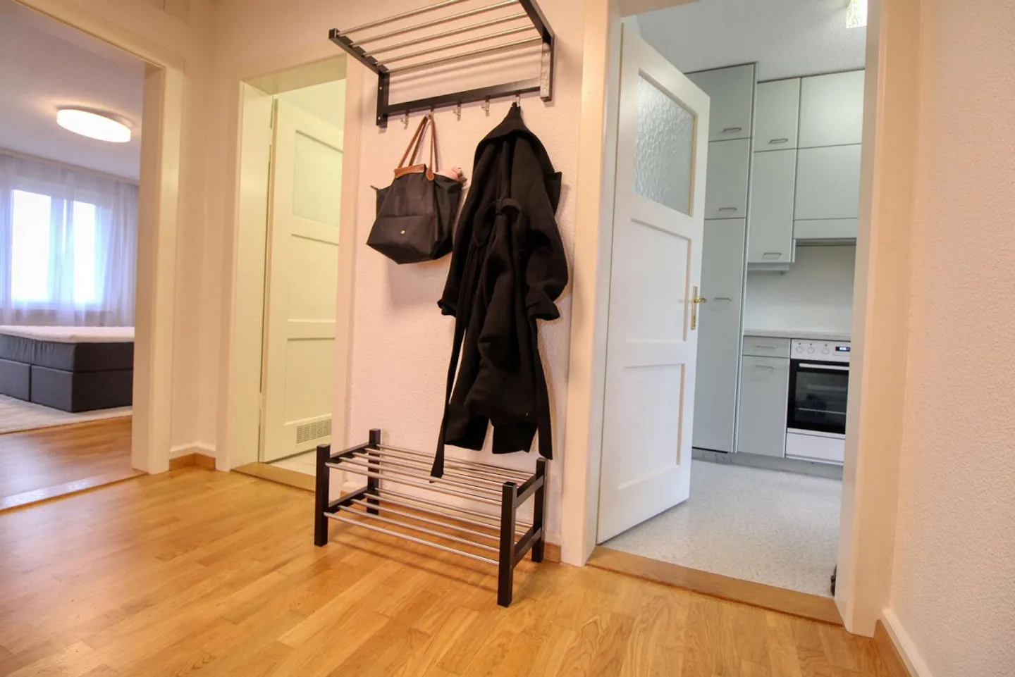 Your Stylish Coliving in Zürich's Vibrant Höngg District - Foto 9 von 13