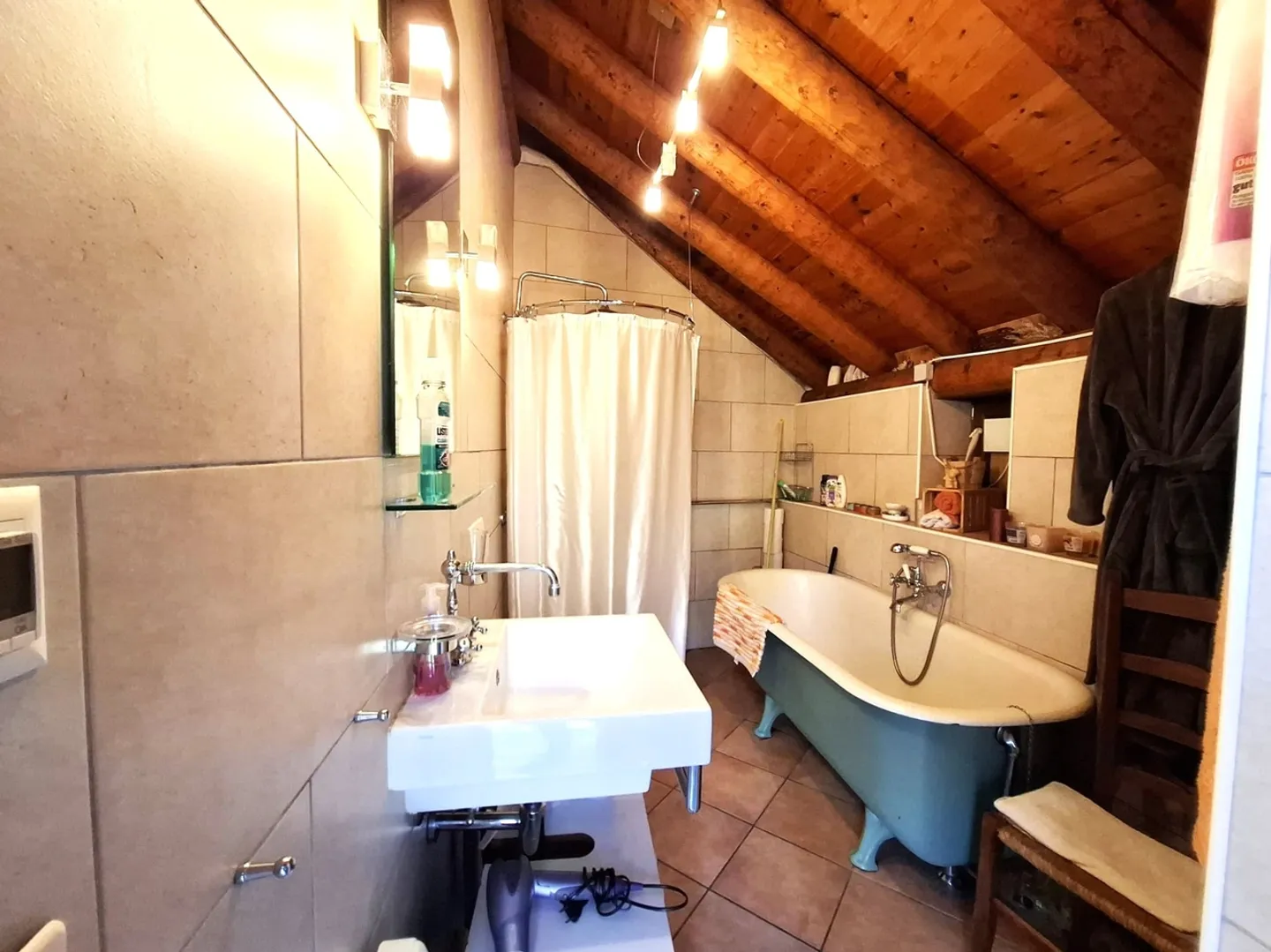 Fascinating Rustico in the picturesque Verzasca region / Corippo, Canton TI - Photo 8 of 13