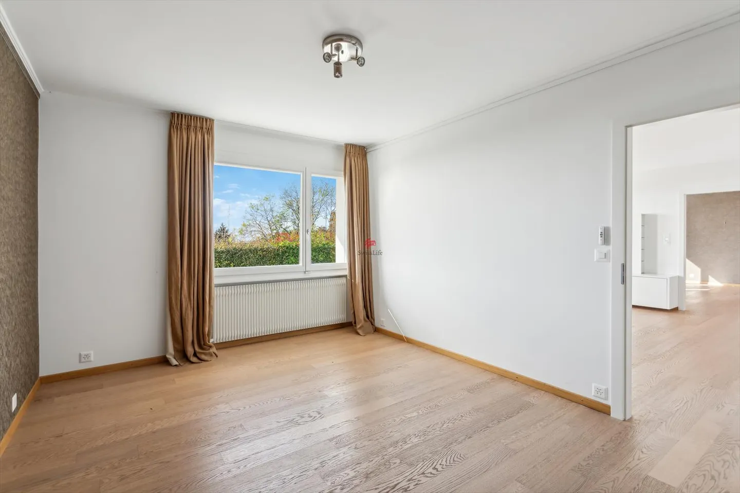 Propriété élégante avec 8,5 pièces et vue panoramique - Photo 8 sur 13