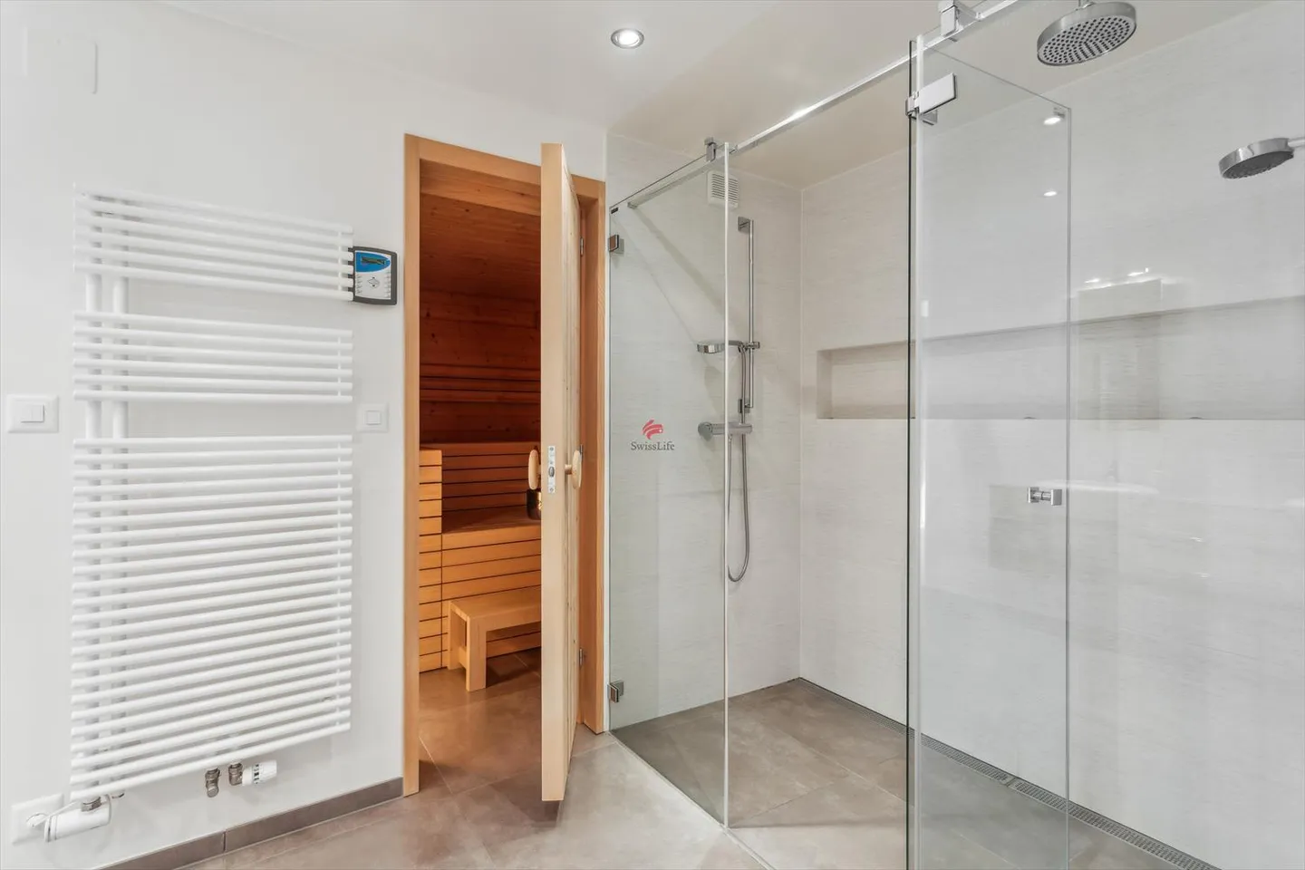 Propriété élégante avec 8,5 pièces et vue panoramique - Photo 10 sur 13